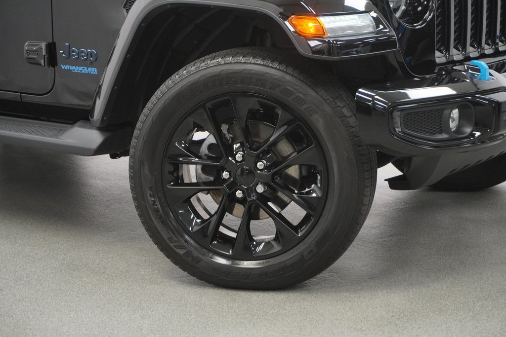 2021 Jeep Wrangler Unlimited Sahara High Altitude 4xe photo 3