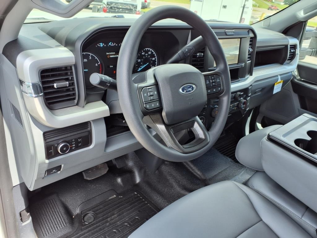 2026 Ford F-450 XL photo 6