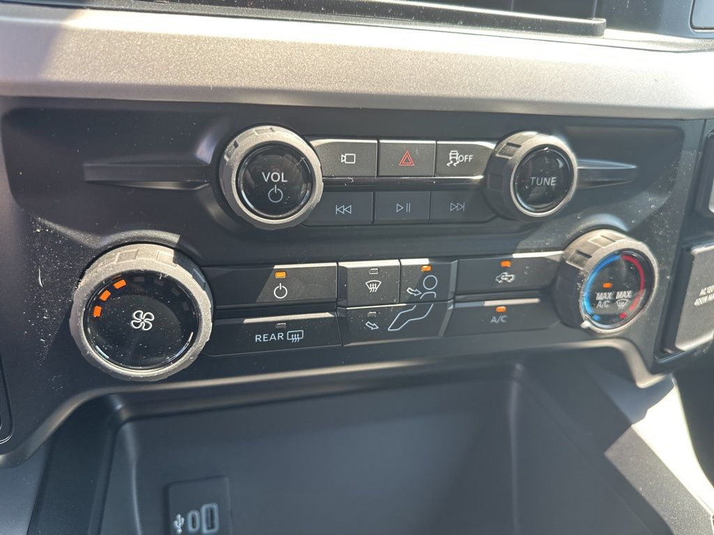 2026 Ford F-350 XLT photo 26