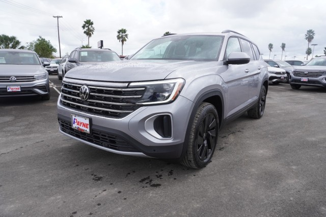 2025 Volkswagen Atlas SE w/Tech's photo