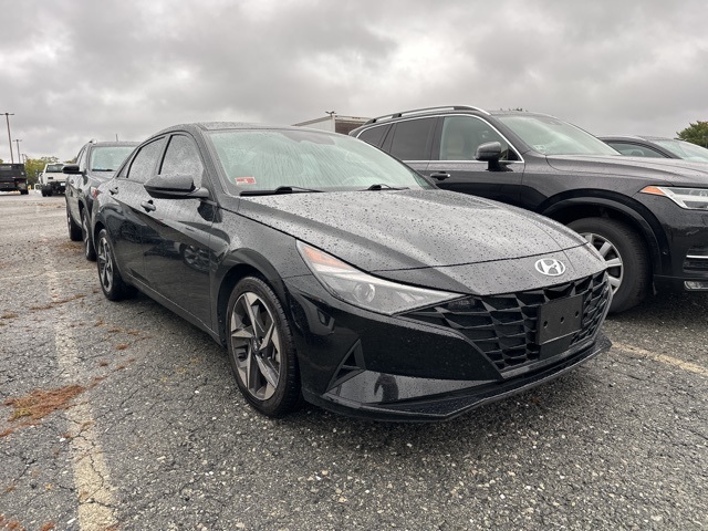 2023 Hyundai Elantra SEL Convenience photo 3