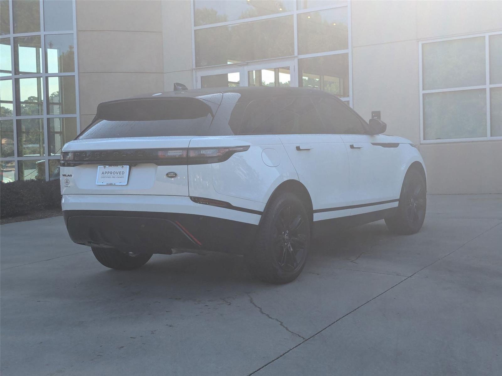2022 Land Rover Range Rover Velar R-Dynamic S photo 2