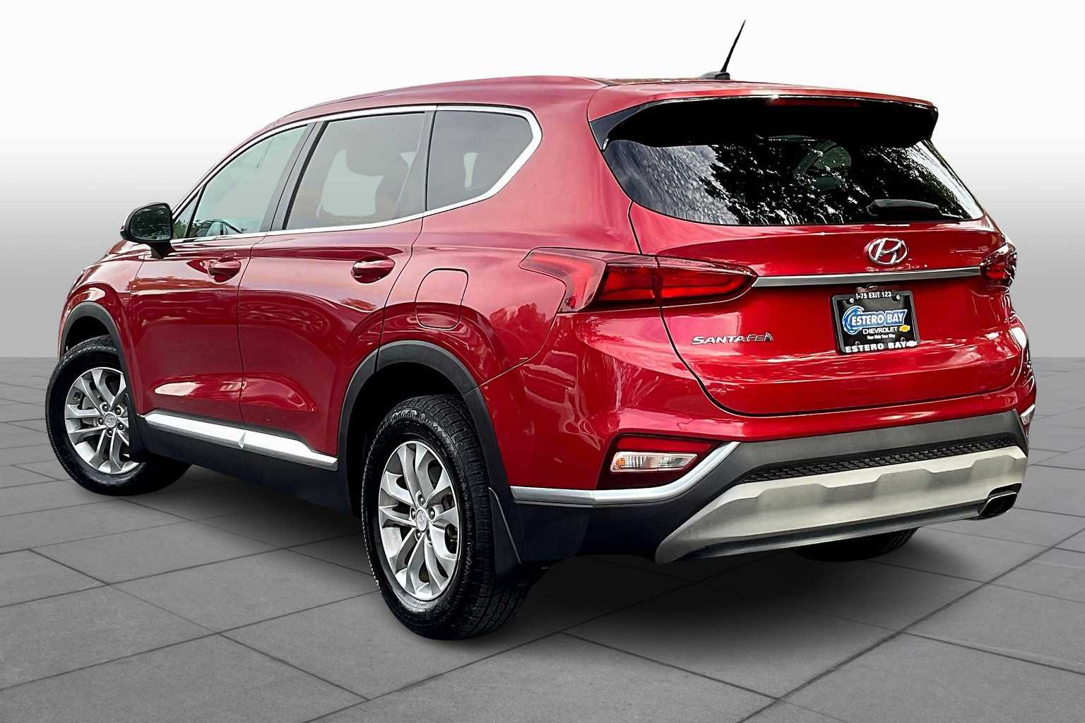 2019 Hyundai Santa Fe SE photo 11