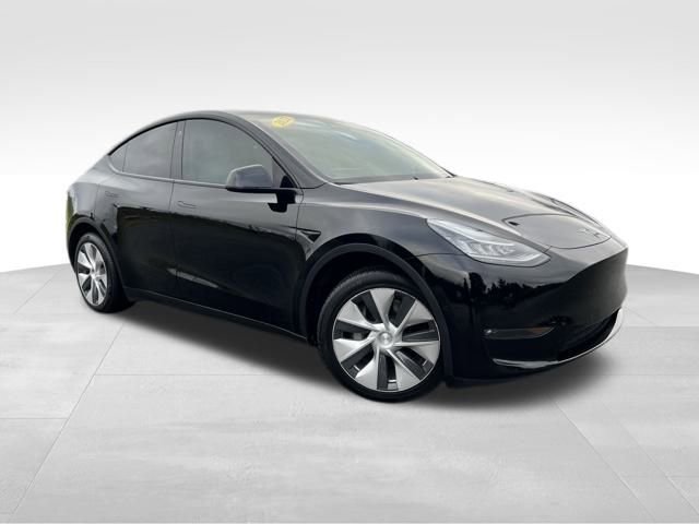 2022 Tesla Model Y Long Range's photo
