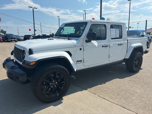 2025 Jeep Gladiator photo 3
