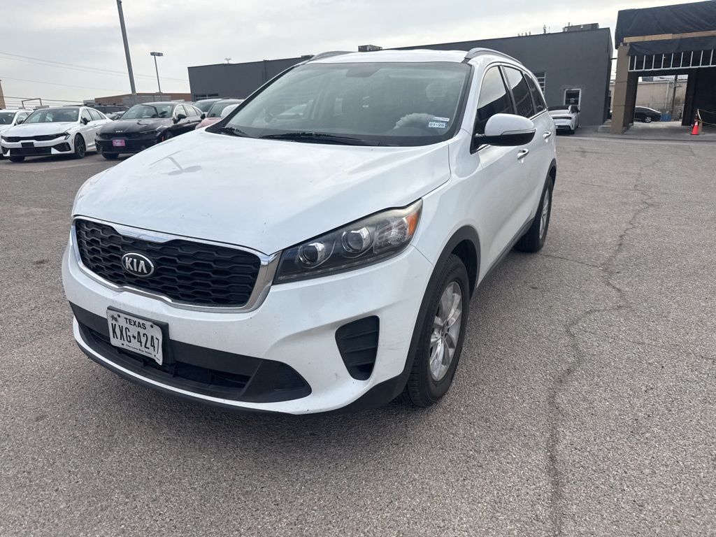 2019 Kia Sorento LX photo 2