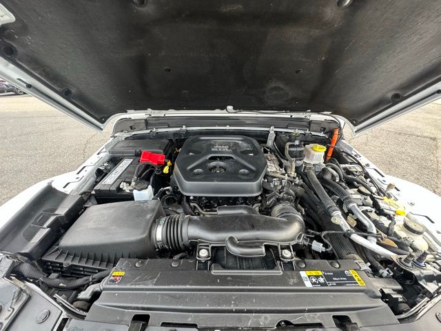 2022 Jeep Wrangler Unlimited Sahara 4xe photo 15