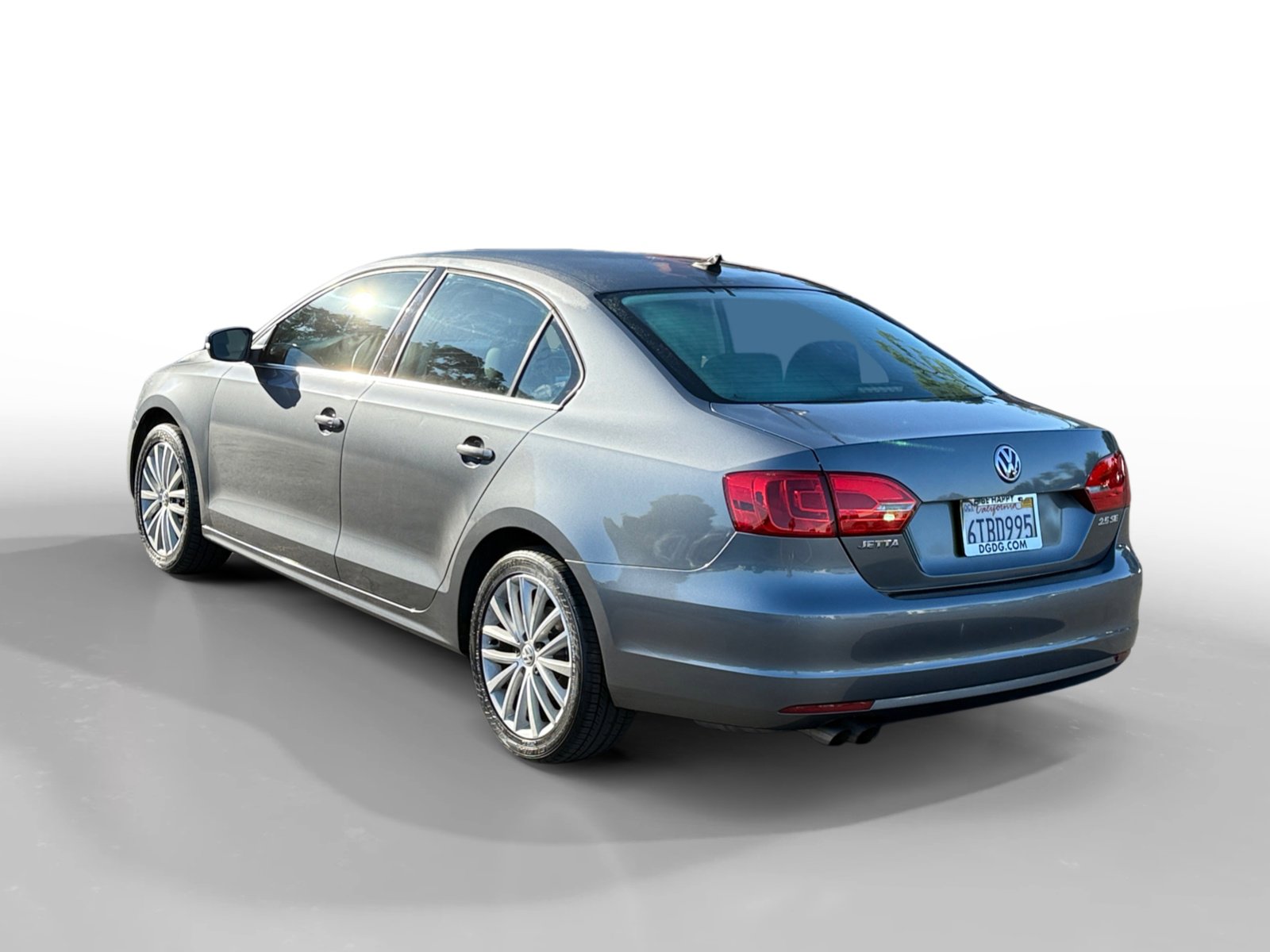 2012 Volkswagen Jetta SEL photo 3