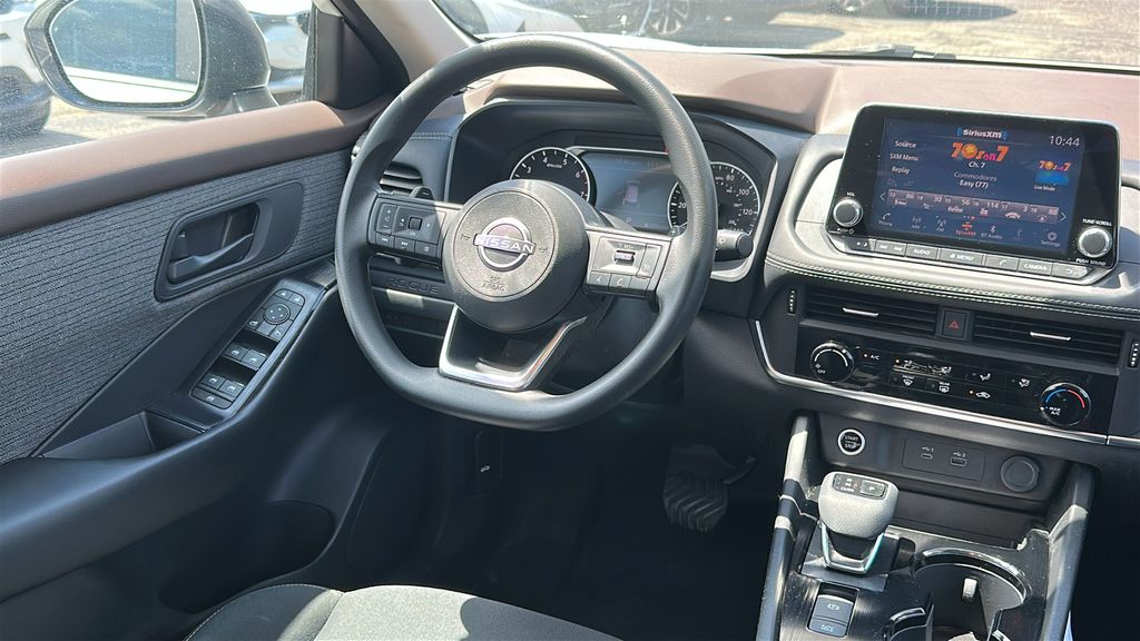 2023 Nissan Rogue S photo 23