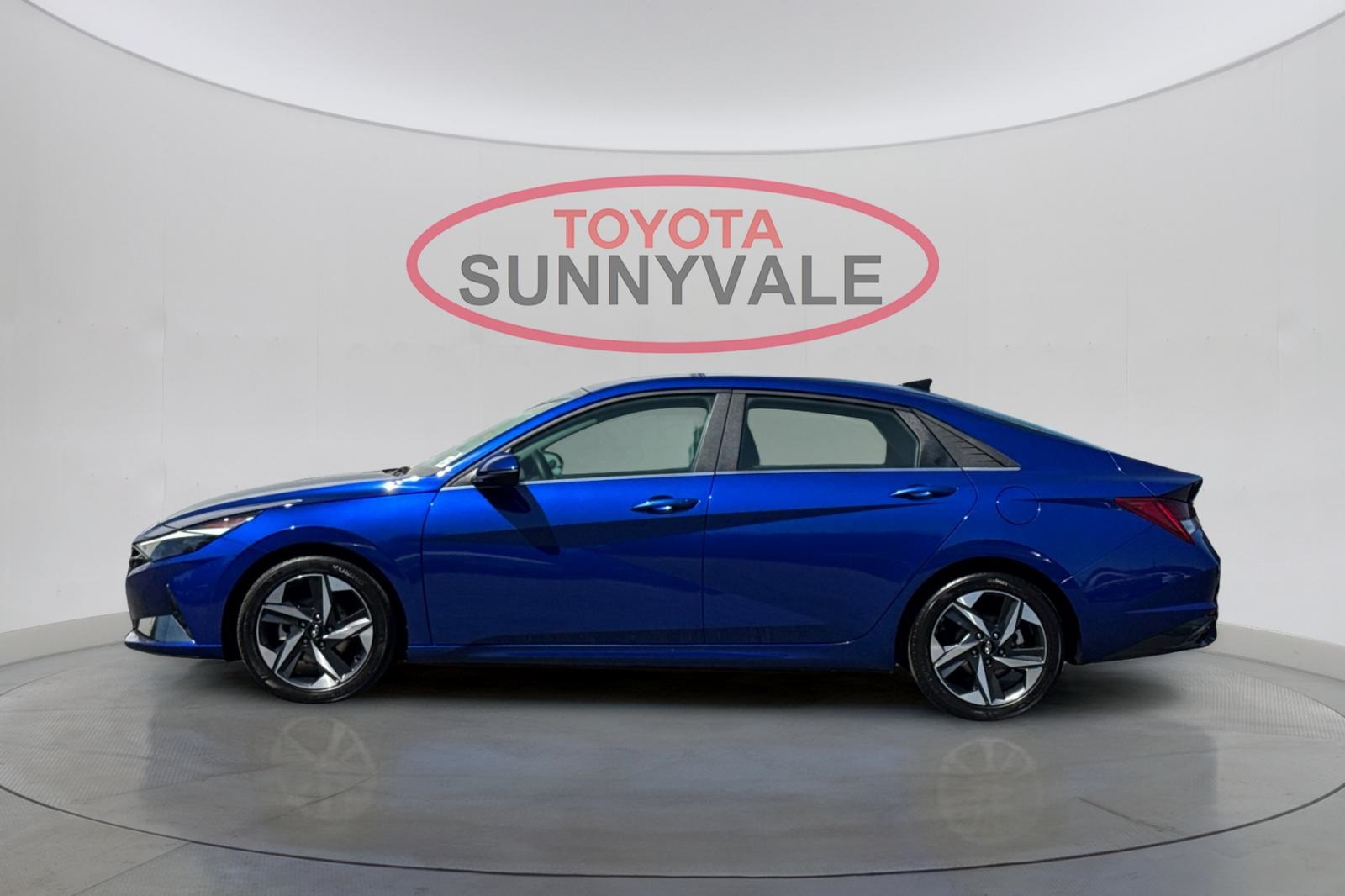 2023 Hyundai Elantra Limited photo 5
