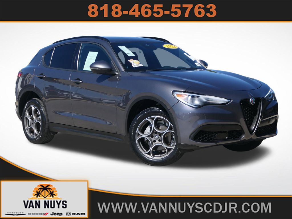 2022 Alfa Romeo Stelvio