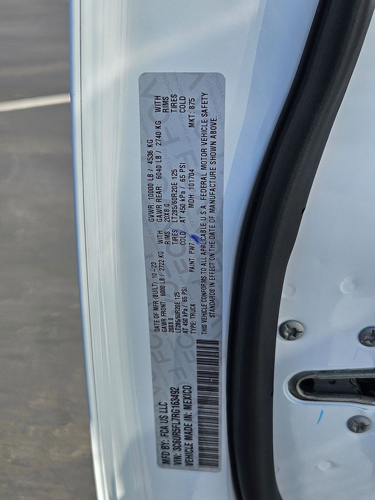 2024 Ram 2500 Laramie photo 38