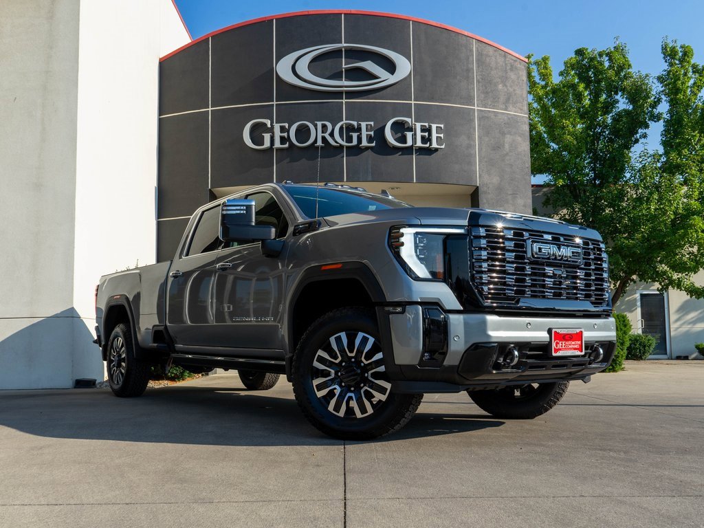 2025 GMC Sierra 2500HD Denali Ultimate's photo