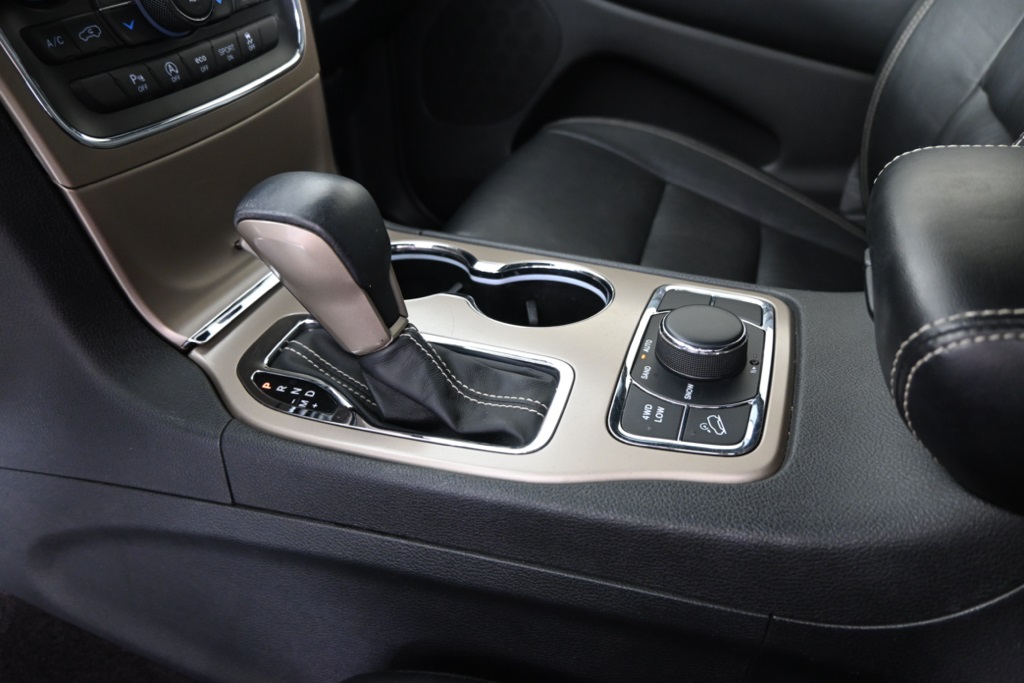 2016 Jeep Grand Cherokee Limited photo 31