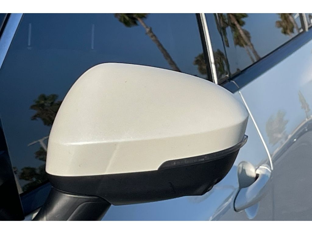 2021 Nissan Rogue SV photo 43