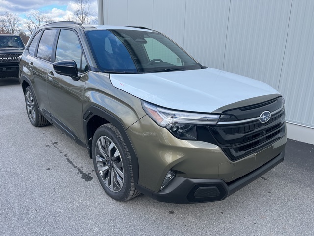 2025 Subaru Forester Touring's photo