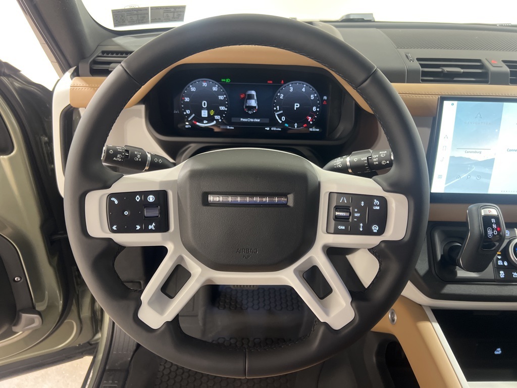2025 Land Rover Defender 110 X-Dynamic SE photo 14