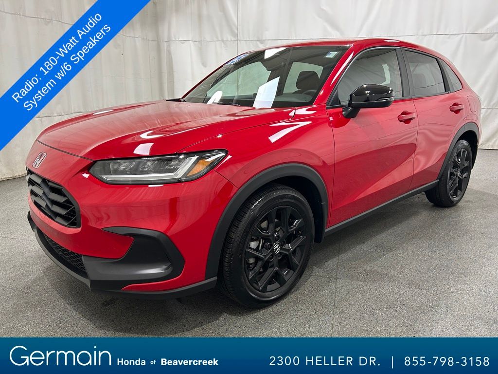 2025 Honda HR-V Sport photo 2