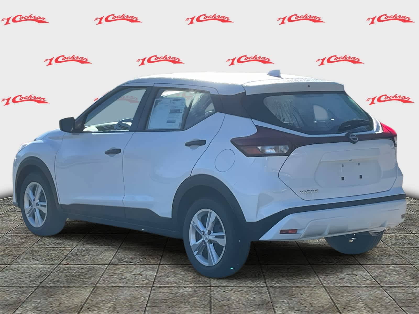 2025 Nissan Kicks Play S photo 4