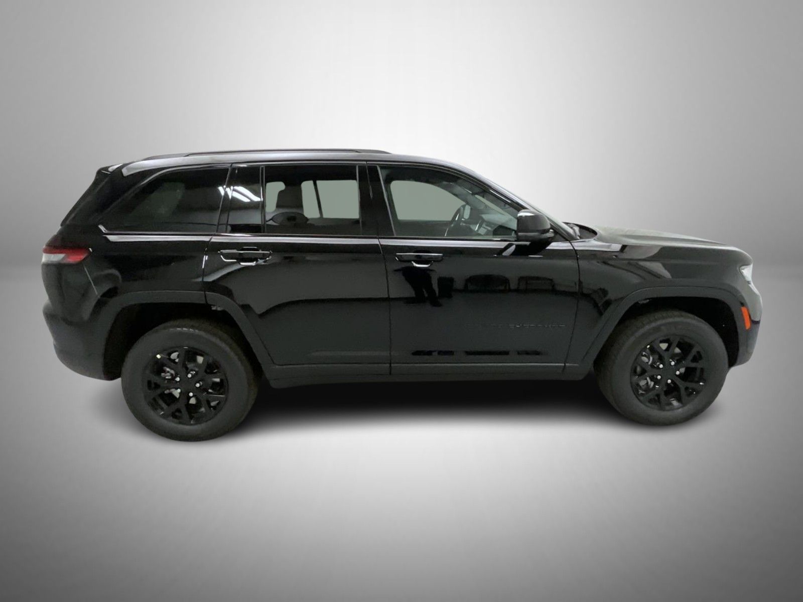 2025 Jeep Grand Cherokee Altitude X photo 4
