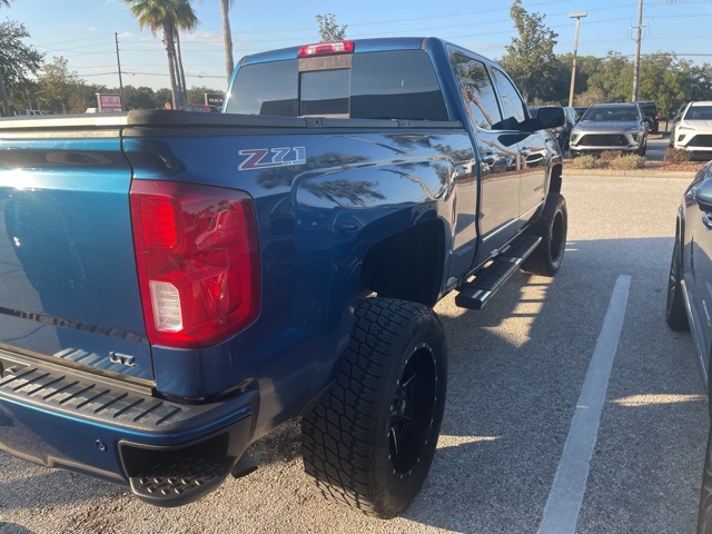 2017 Chevrolet Silverado 1500 LTZ photo 4