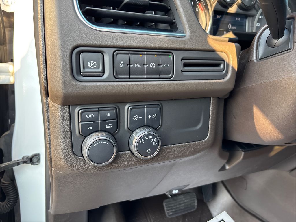 2021 Chevrolet Tahoe LT photo 38