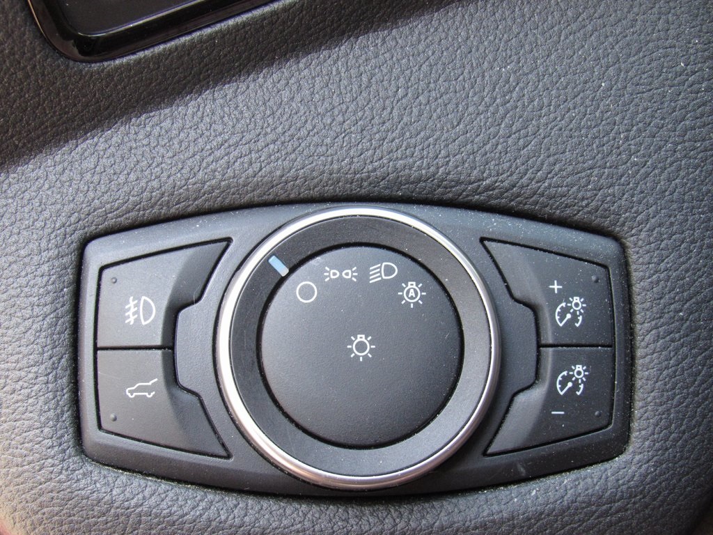 2018 Ford Escape SEL photo 30