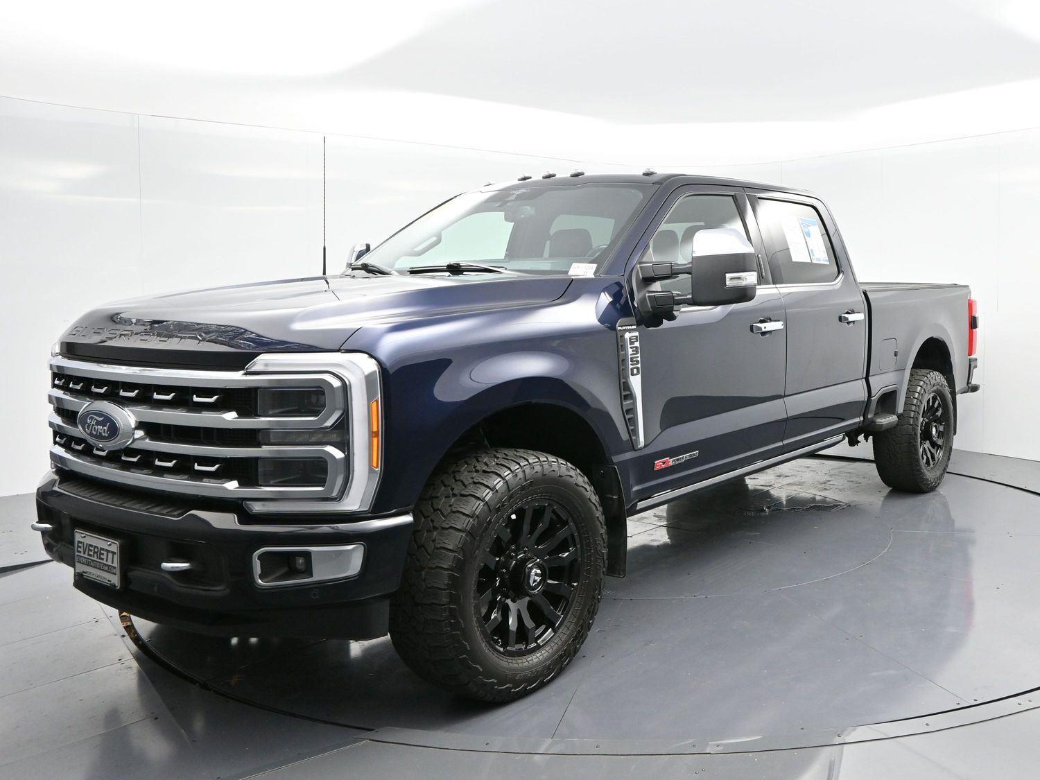 2023 Ford F-350 XL photo 3