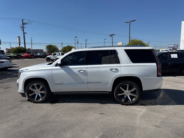 2016 Cadillac Escalade Premium photo 4