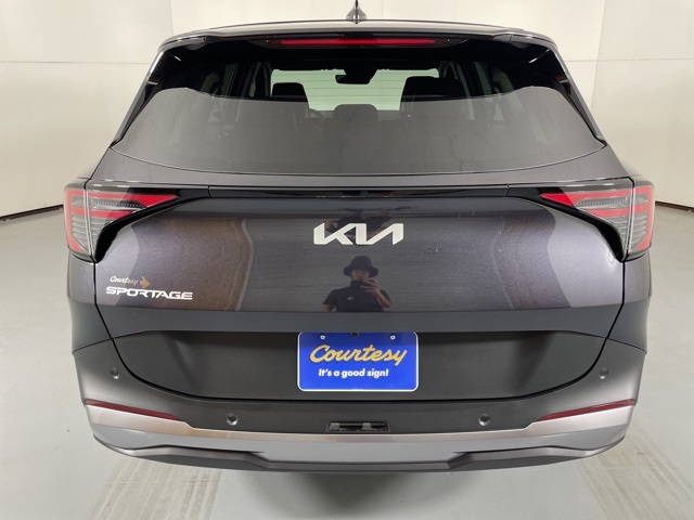 2026 Kia Sportage EX photo 4