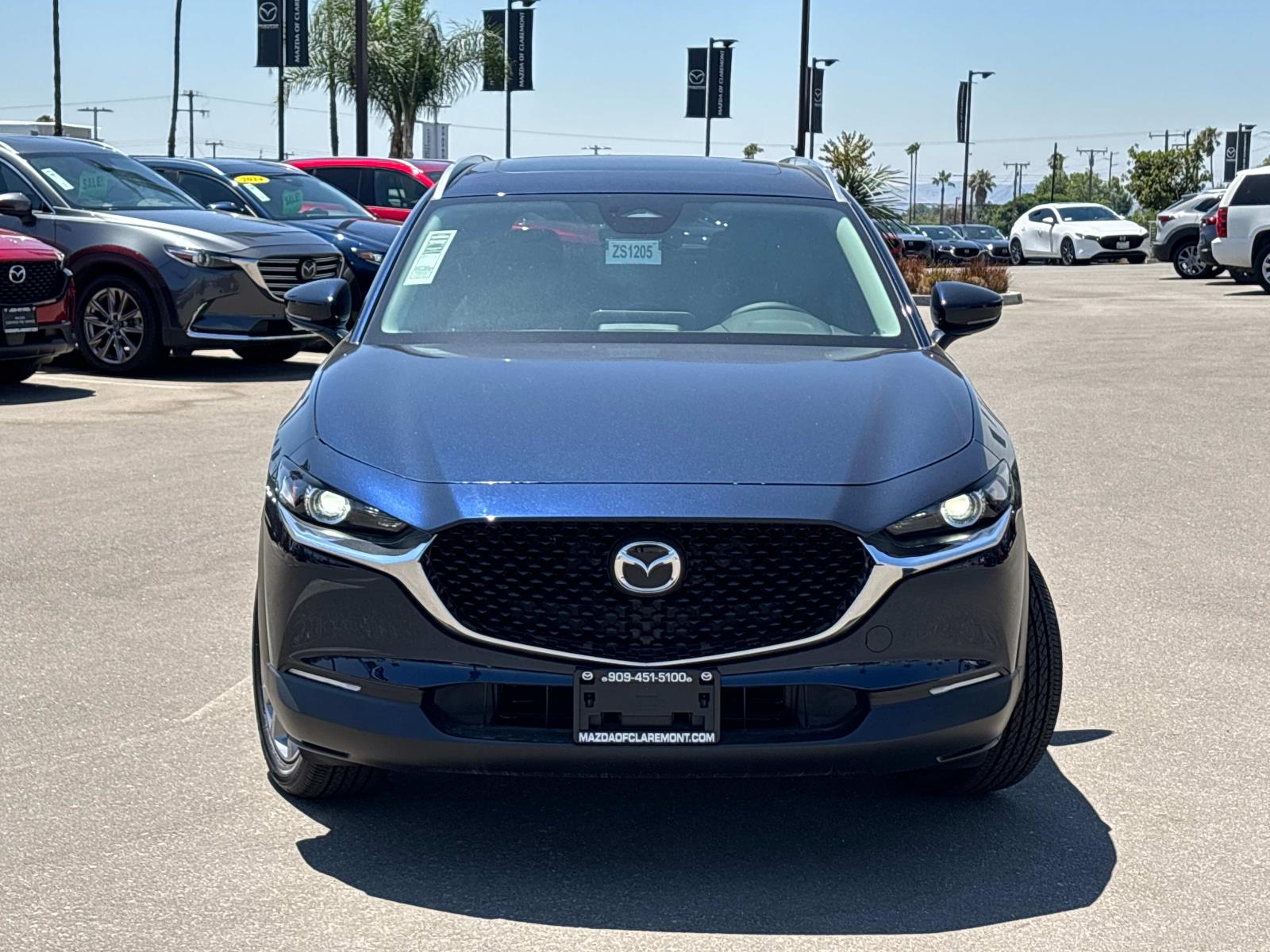 2025 Mazda CX-30 2.5 S Preferred photo 2