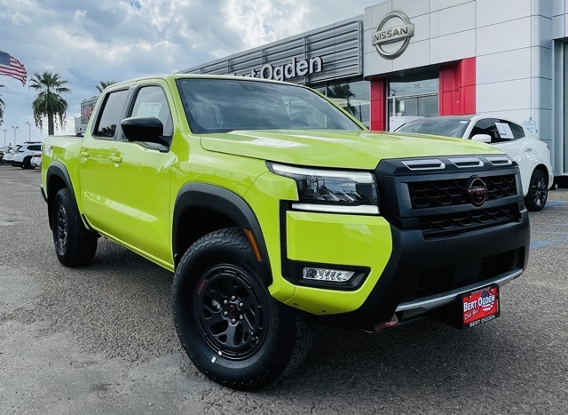 2026 Nissan Frontier PRO-4X's photo