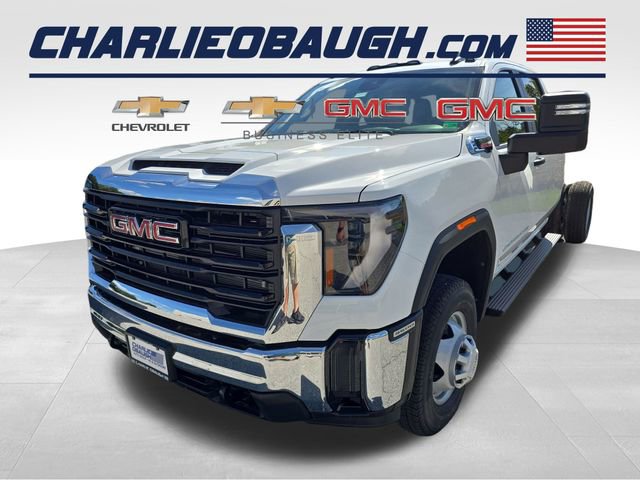 2026 GMC Sierra 3500 Chassis Cab Pro's photo
