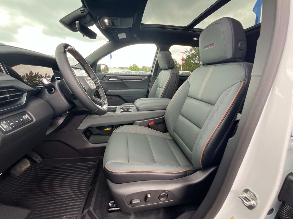 2026 Gmc Acadia AT4 photo 8