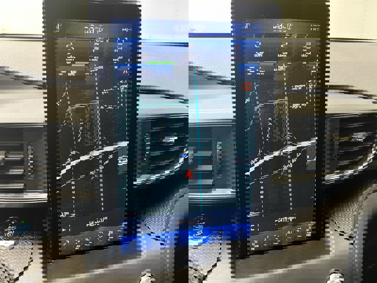 2020 Ford Explorer ST photo 4