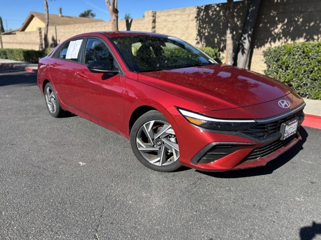 2025 Hyundai Elantra SEL Sport