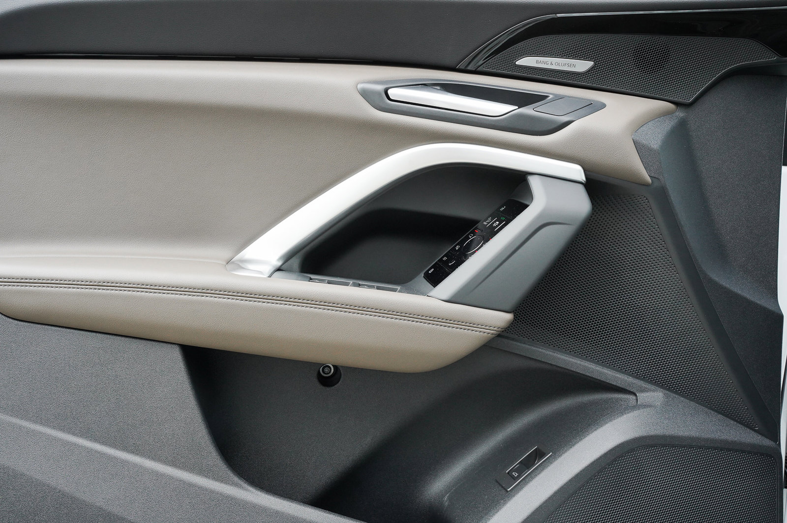 2025 Audi Q5 Premium Plus photo 13