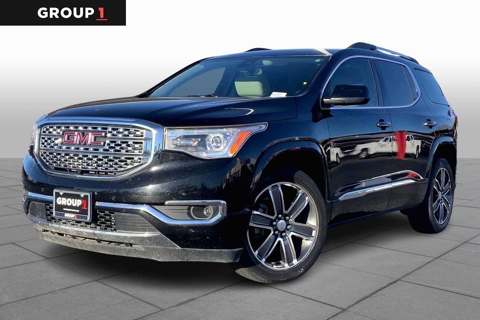 2019 GMC Acadia Denali's photo