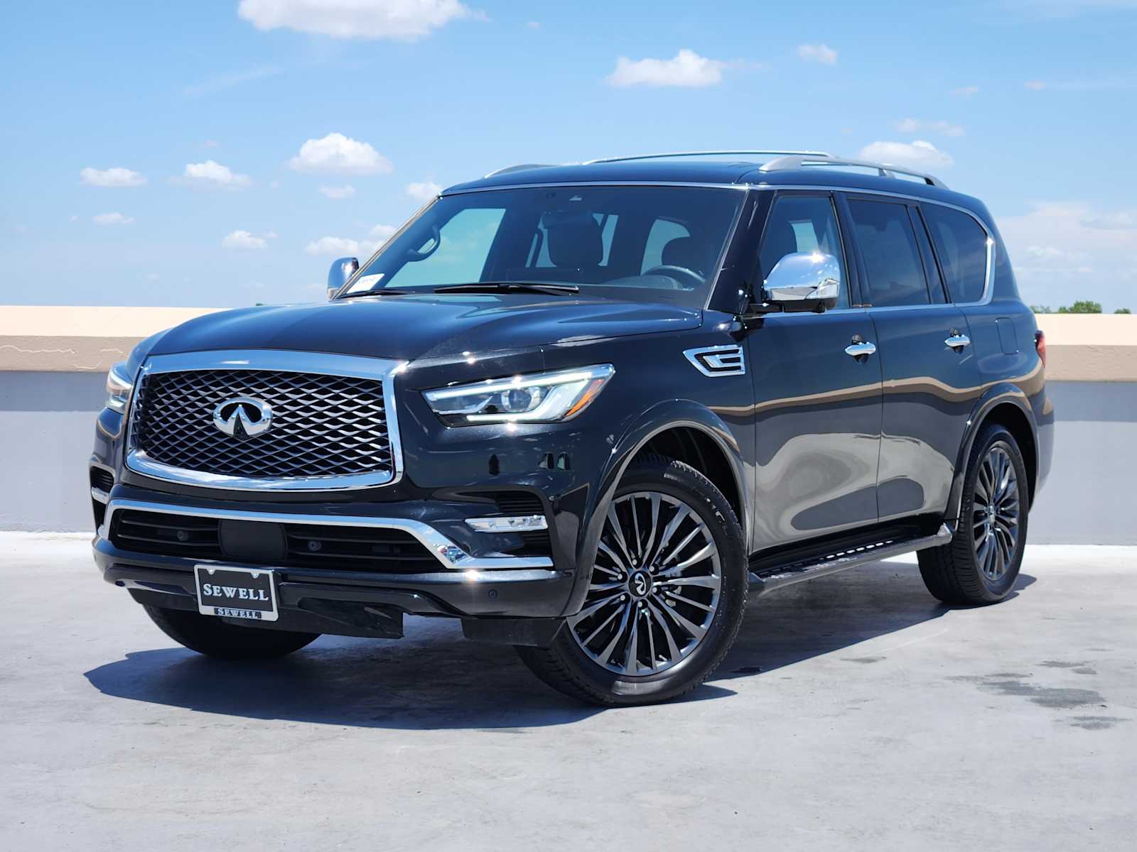 2024 INFINITI QX80 SENSORY