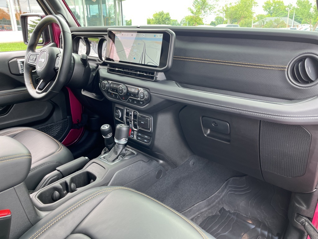 2024 Jeep Wrangler Rubicon 392 photo 37