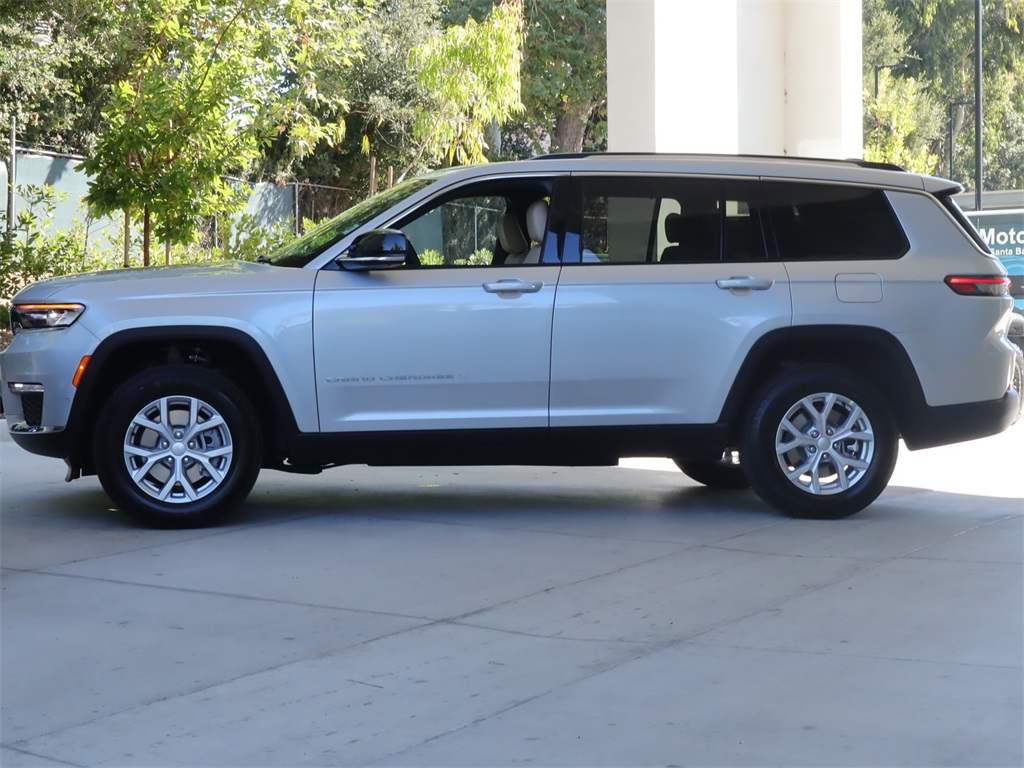 2024 Jeep Grand Cherokee Limited photo 4