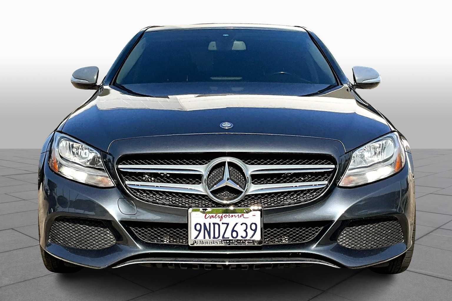 2015 Mercedes Benz C 300 photo 3