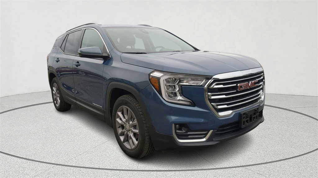 2024 GMC Terrain SLT's photo