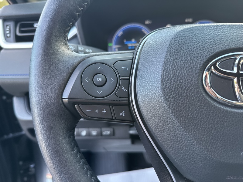 2023 Toyota RAV4 Hybrid XSE photo 22