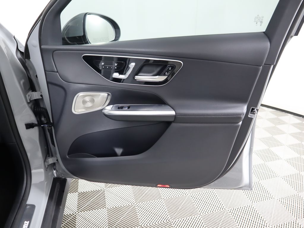 2026 Mercedes Benz GLC 350e 4MATIC photo 23