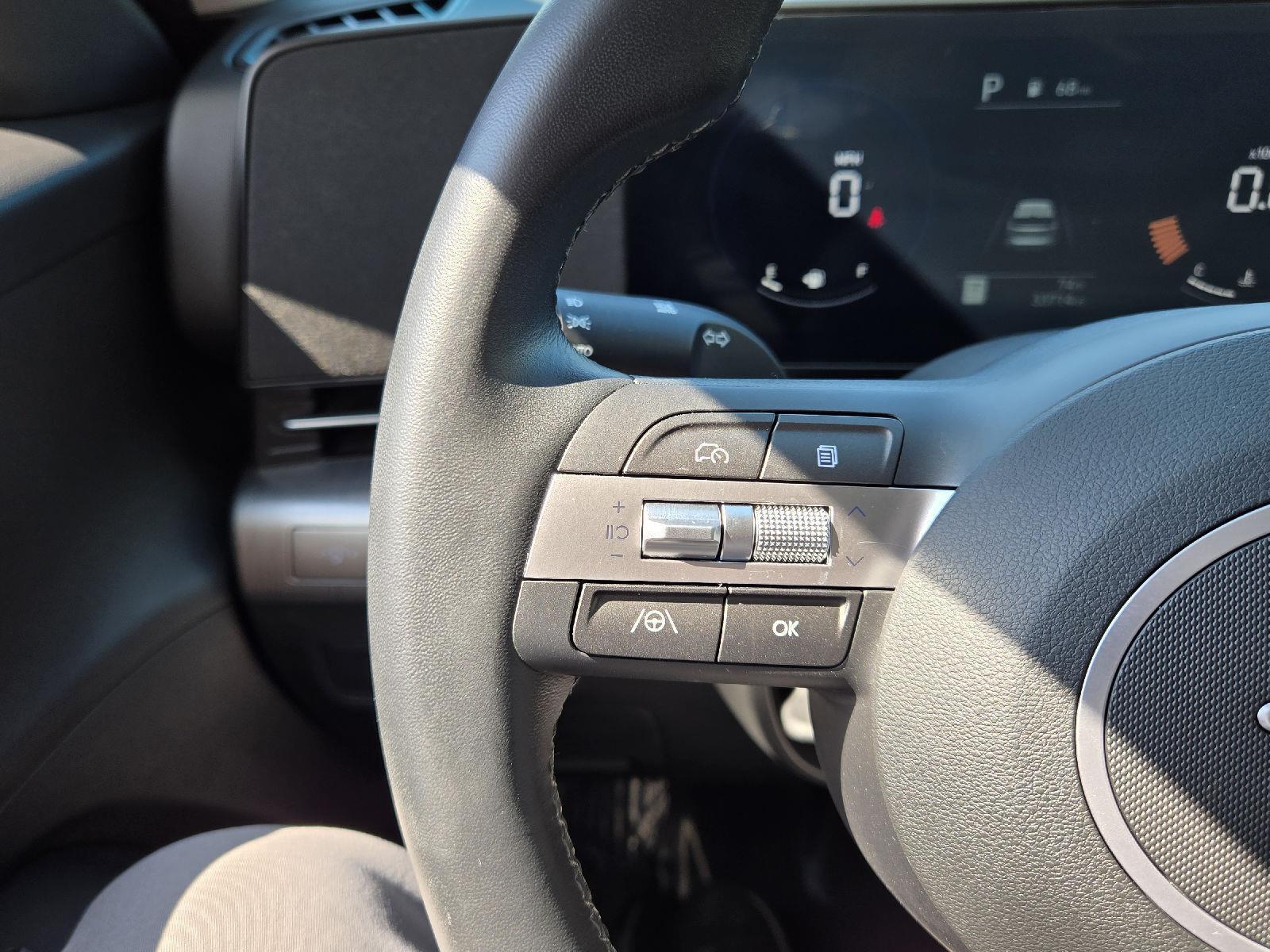 2024 Hyundai Kona SEL photo 26