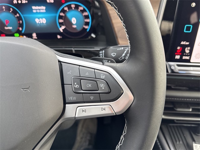 2025 Volkswagen Atlas SE Technology photo 20