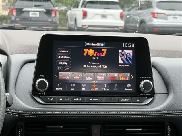 2021 Nissan Rogue SV photo 3