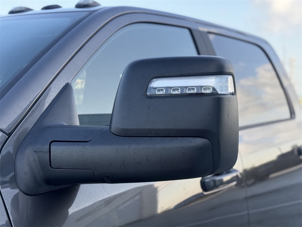 2025 Ram 2500 Laramie photo 11