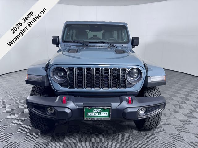 2025 Jeep Wrangler Rubicon photo 3